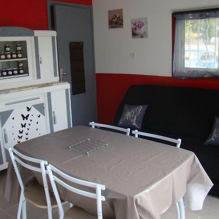 Lablachère Studio/Gite Les Papillons מראה חיצוני תמונה